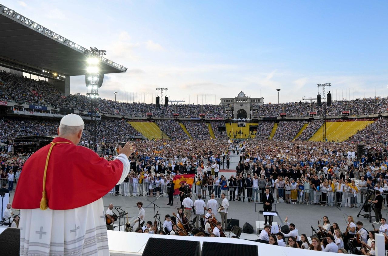 Papa convida fiéis a acolherem o vento do Espírito Santo